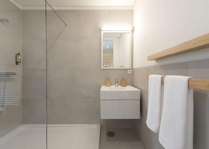 Agapestay Family House